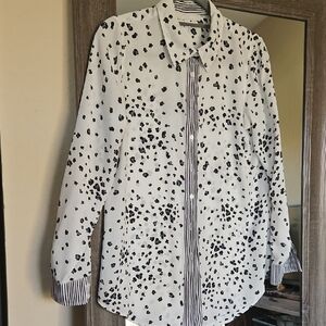 Juniper + Lime Small Stylish Animal Black and White Women's Blouse